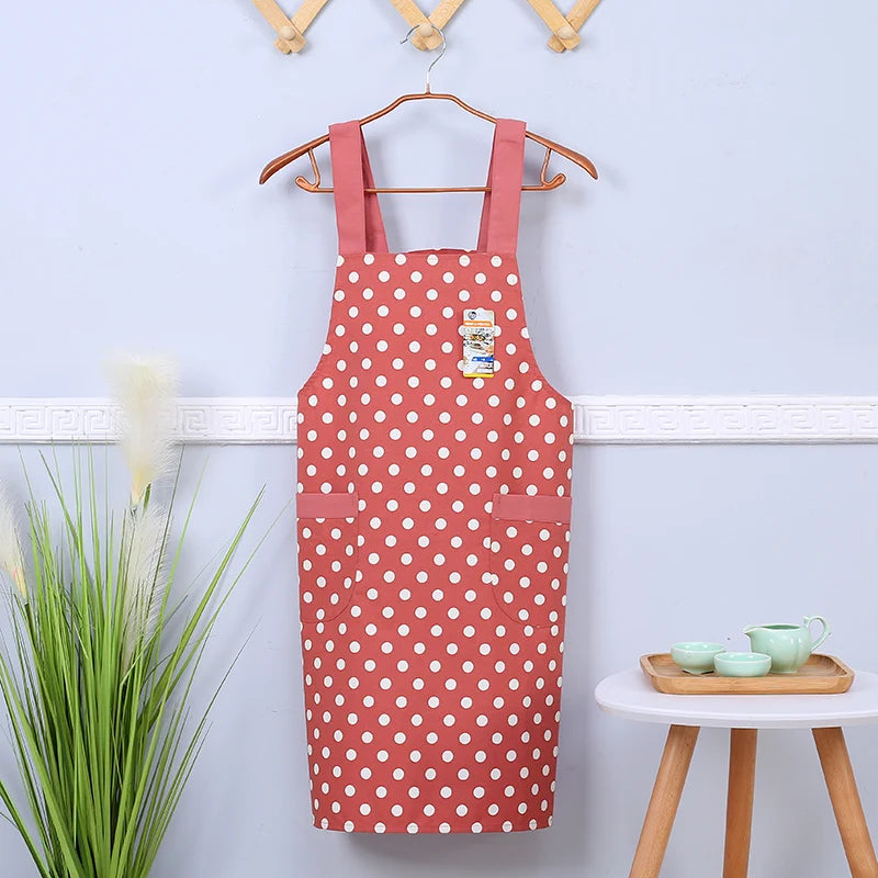 Tablier de cuisine a point blanc et rose 